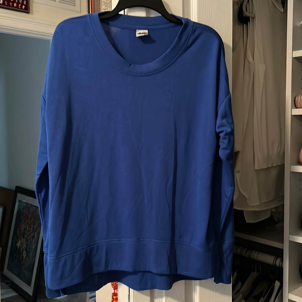 Stylish Sweatshirt Look Top